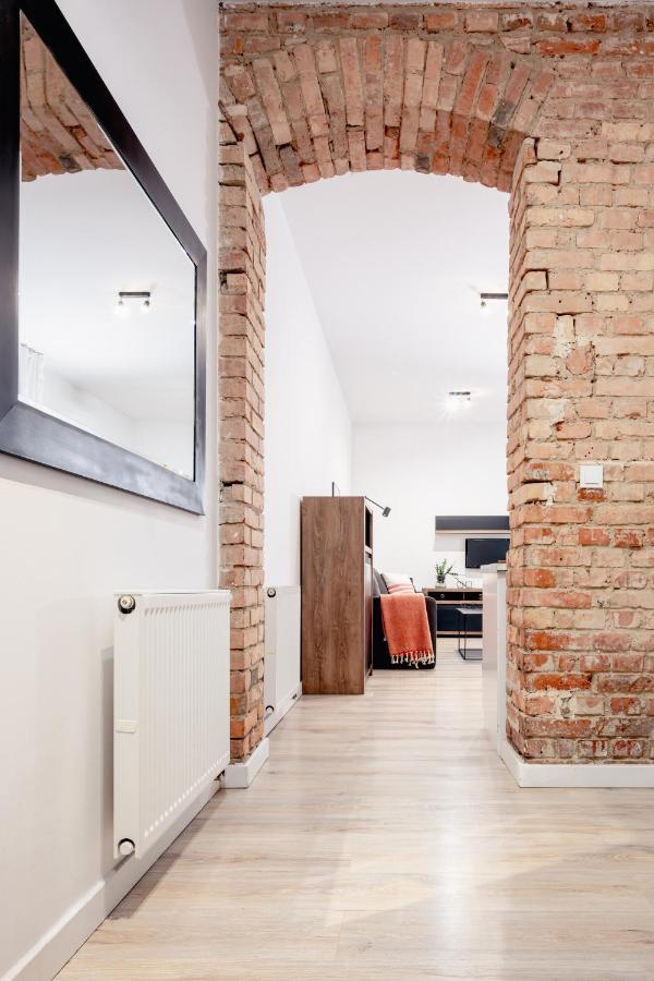 Apartamenty Pamiatkowa 11, 2 Rooms, Self Check In 24H Poznań Buitenkant foto