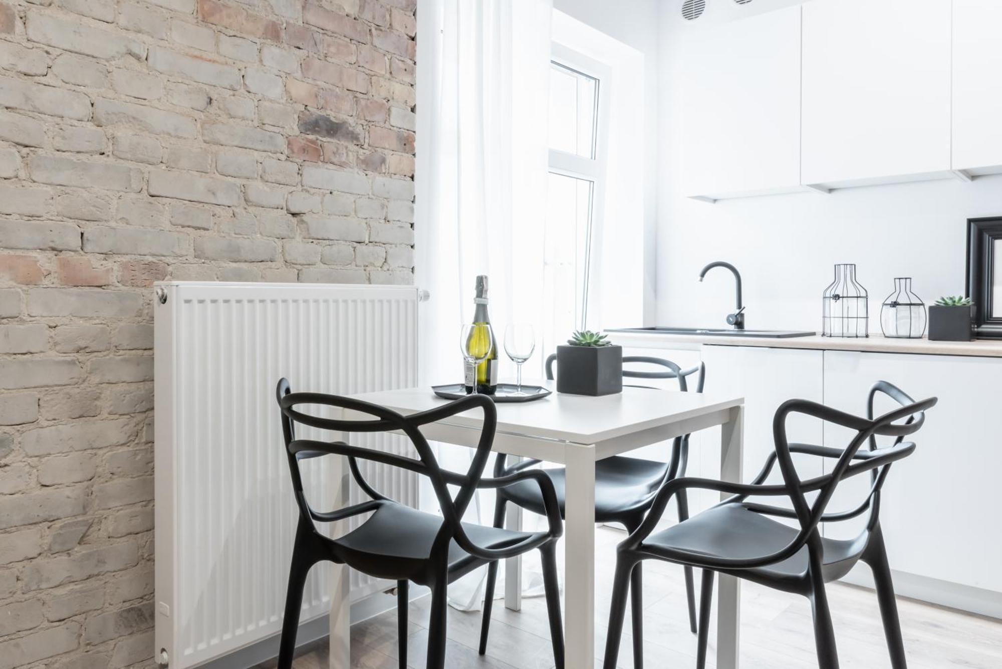 Apartamenty Pamiatkowa 11, 2 Rooms, Self Check In 24H Poznań Buitenkant foto