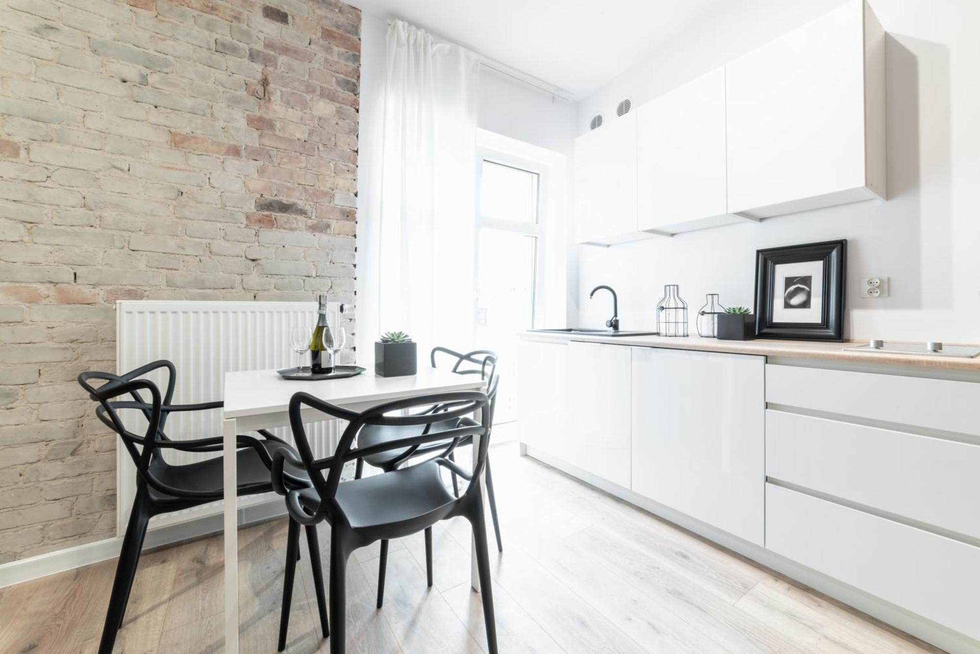 Apartamenty Pamiatkowa 11, 2 Rooms, Self Check In 24H Poznań Buitenkant foto